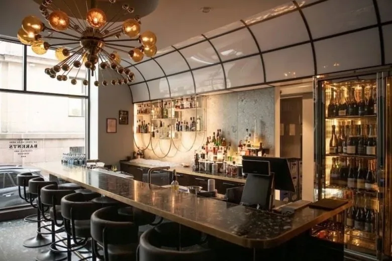 Jūras velšu restorāni - Barents Cocktail and Seafood bar