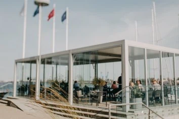 Restorāna ar skatu "Osta"