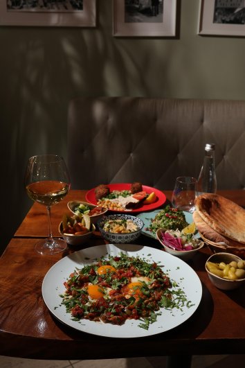 Bistro "Hummus"