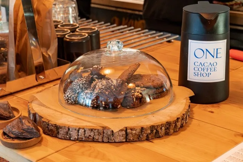 Vegāniem draudzīga Rīga - ONE Cacao Coffee Shop