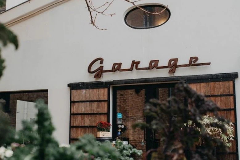 Vīna bāri un restorāni - Garage wine & food