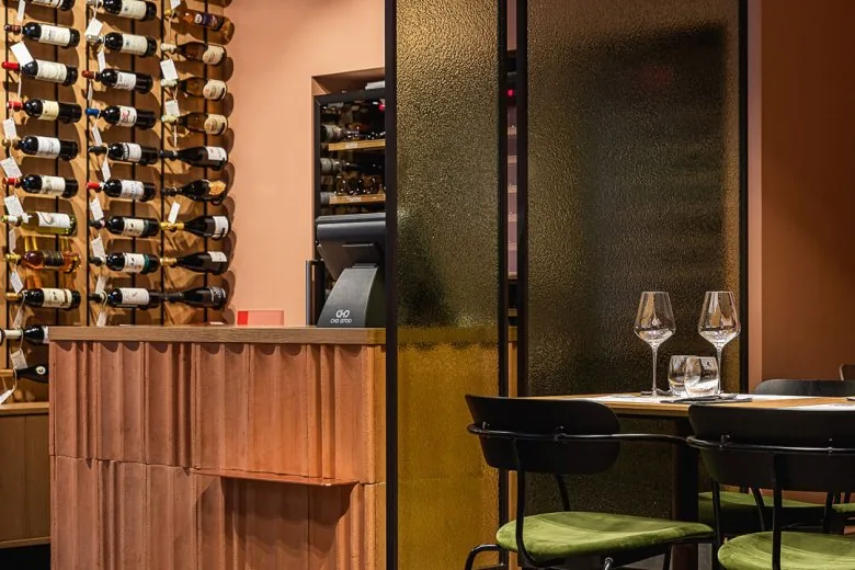 Vyno barai ir restoranai - Noble Wine