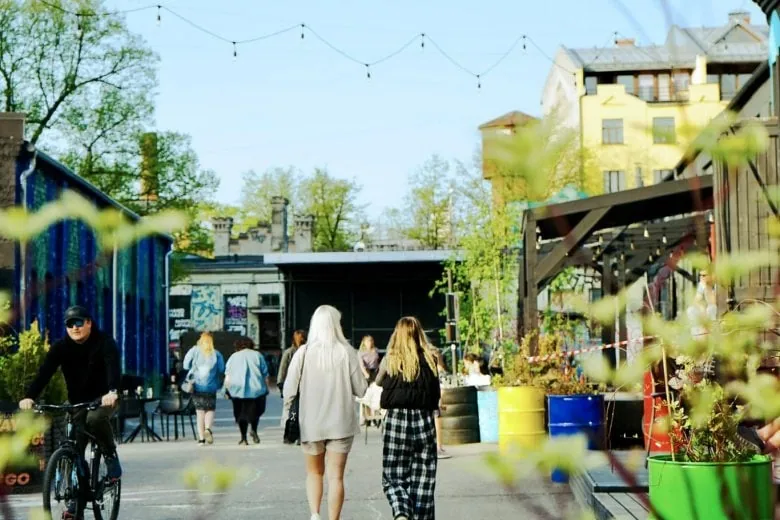 Ceļvedis festivāla "Positivus" apmeklētājiem - Urbānās atpūtas vietas Rīgā