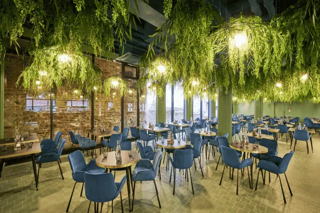 Viesnīcās un viesnīcu restorānos - Wellton Riverside SPA Hotel