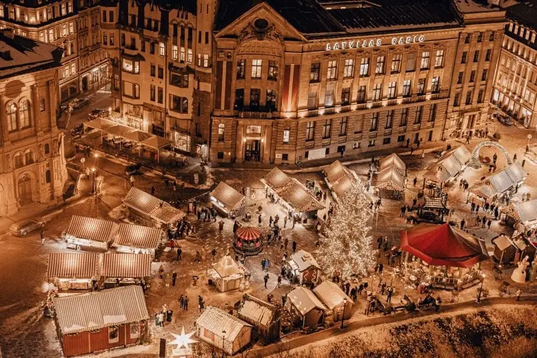 Rīga ziemā - Tradicionālais Ziemassvētku tirdziņš