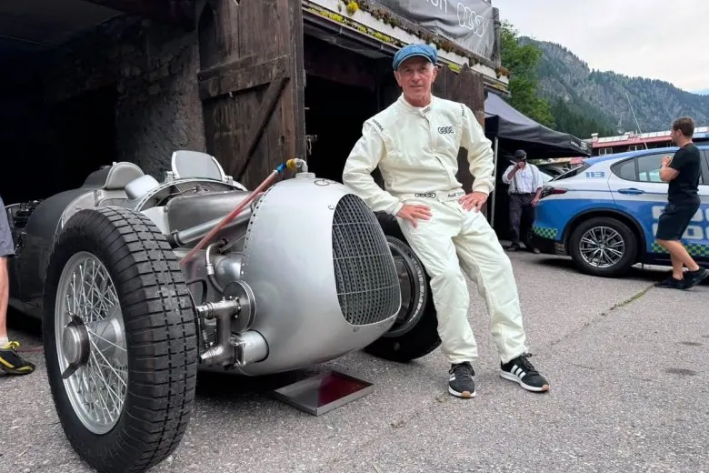 Feierlichkeiten zum 825. Geburtstag von Riga - Auto Union Typ C nimmt an den Feierlichkeiten zum 825. Geburtstag von Riga teil