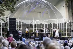 Feierlichkeiten im Vērmanes-Garten – Freunde von Riga kommen zu Besuch