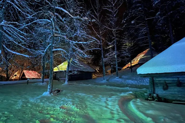 Ziemassvētki Rīgā - Gaismu pastaigu taka "Saule. Ziemas saulgrieži" Brīvdabas muzejā