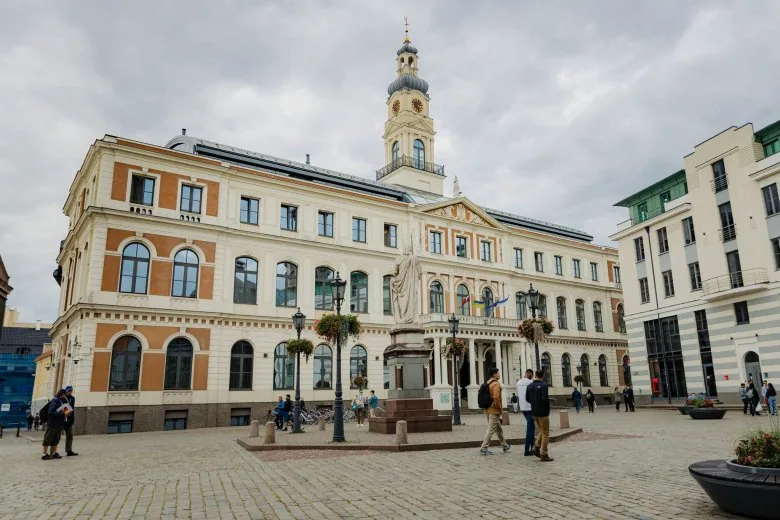 Town Hall Square - Town Hall Square
