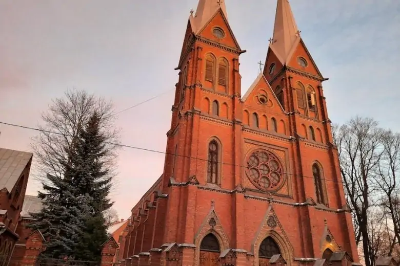Sv.Franciska Romas katoļu baznīca