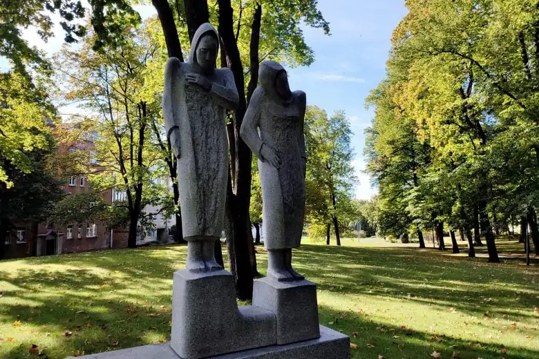 Rīgas kapu ceļvedis - Vecā ebreju kapsēta