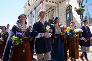  Latvian folk dress parade