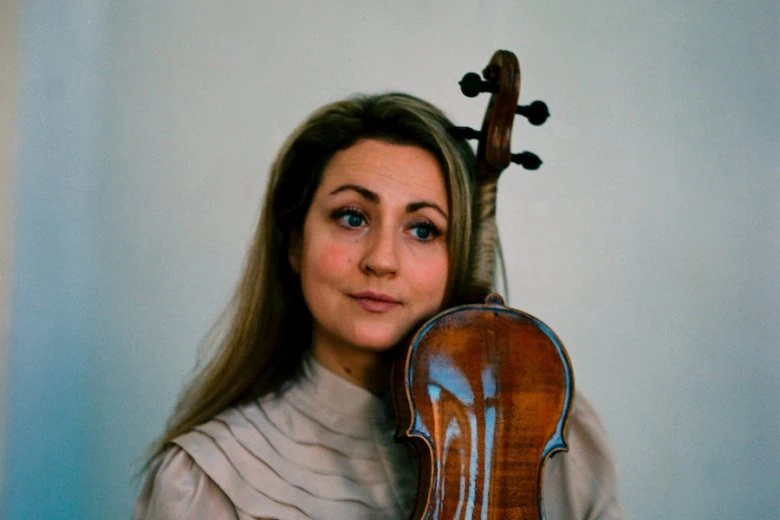 Musikalischer Brunch mit Elīna Bukša (Violine) und Kristaps Bergs (Cello) - Musikalischer Brunch mit Elīna Bukša (Violine) und Kristaps Bergs (Cello)