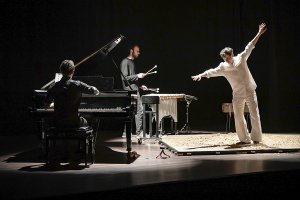 Vef Jazz Club. Trio improv'iste 