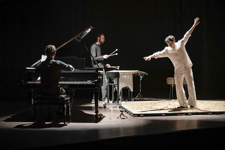 Vef Jazz Club. Trio improv'iste (Šveice)