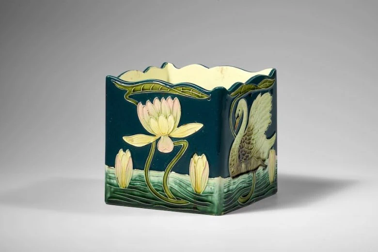 Exhibition Water Lilies at the Riga Art Nouveau Center. Publicity image 