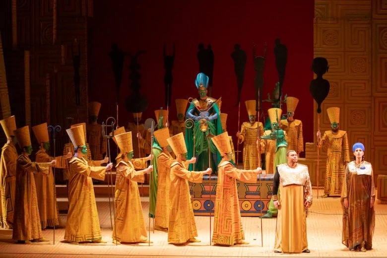 Opera "Aīda"
