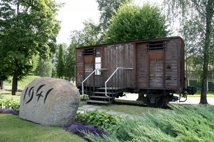 Der Bahnhof von Torņakalns – Ort der Deportation der Unterdrückten im Jahr 1941 - Der Bahnhof von Torņakalns – Ort der Deportation der Unterdrückten im Jahr 1941