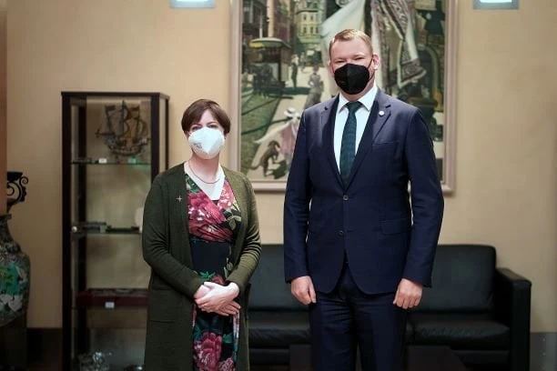 Rīgas domes tikšanās ar Īrijas vēstnieci Īmeri Frīli